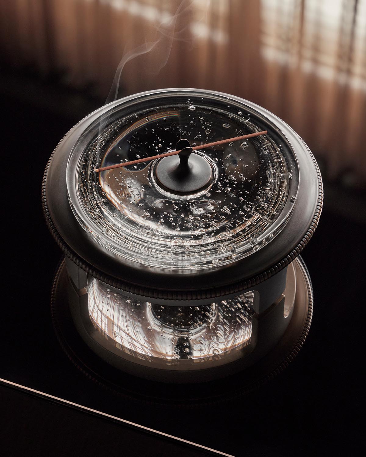 JAHAAN : SMOKING VESSEL