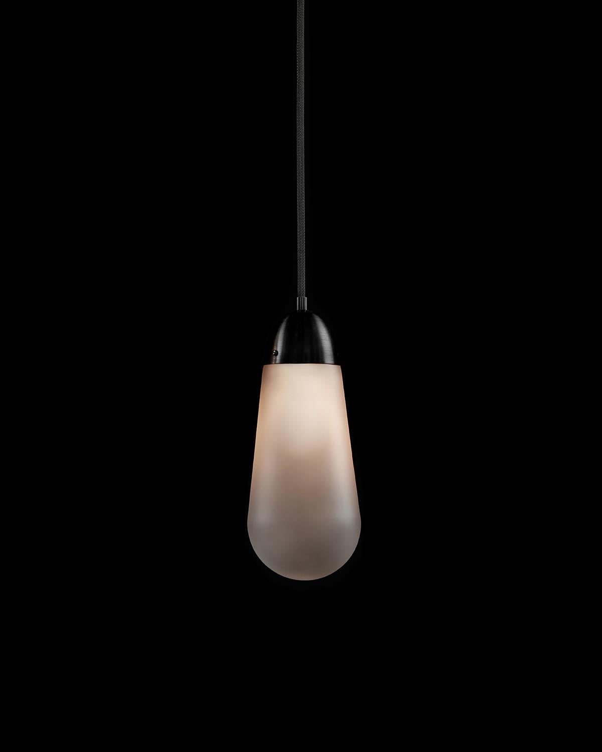 LARIAT : PENDANT