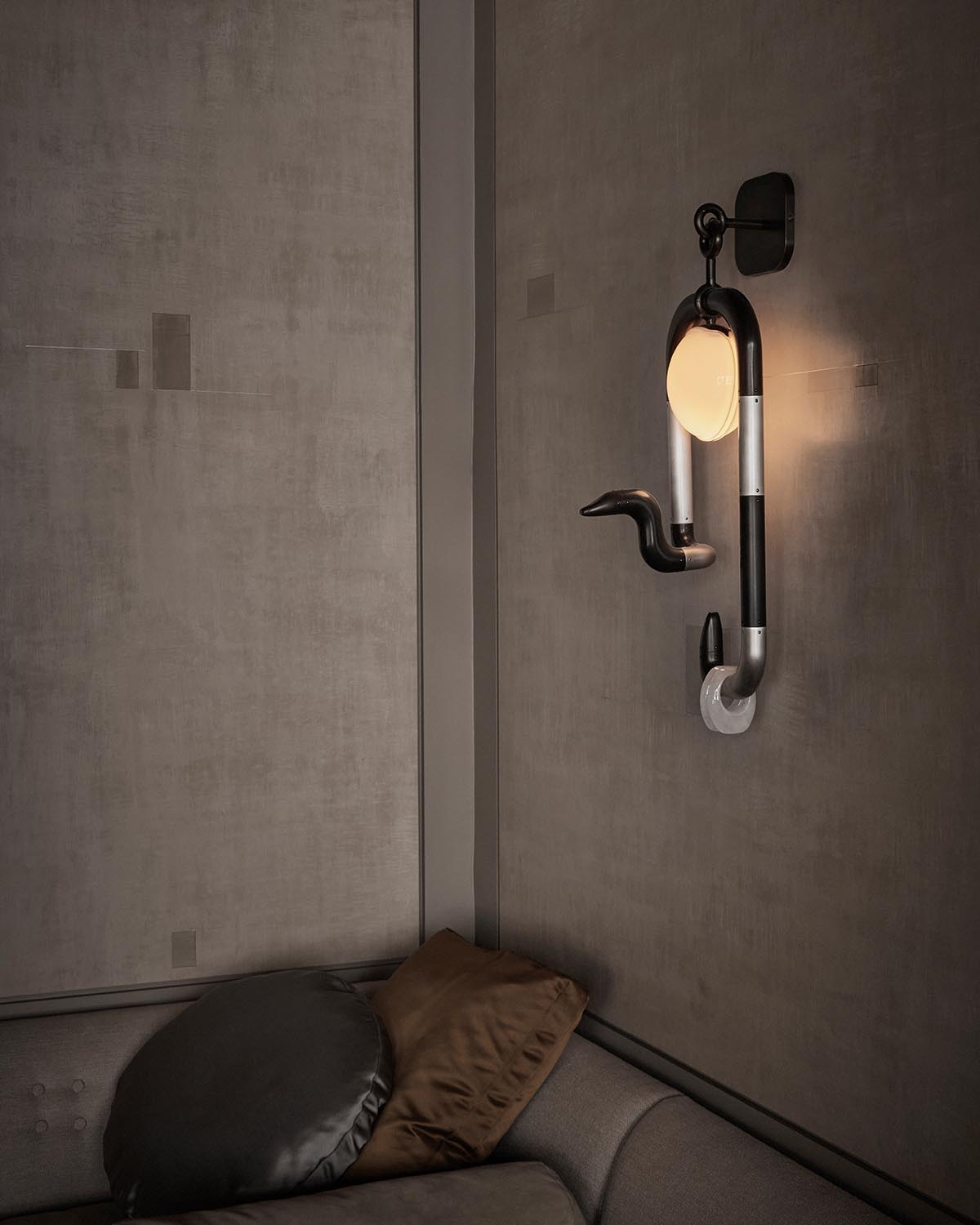 RAHVI : 1 SCONCE