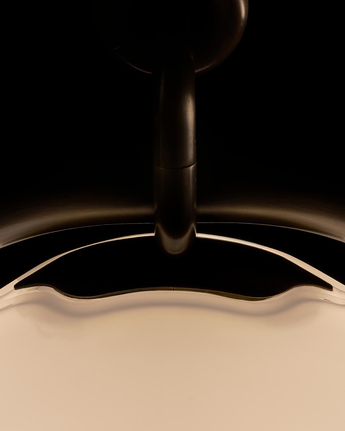 RAHVI : PENDANT LINEAR
